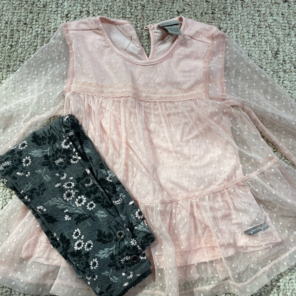 Calvin Klein Girls Outfit